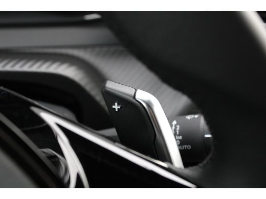 Peugeot 2008 1.2 Hybrid 136 Allure | Automaat | Navi by app | Apple carplay | Parkeersensoren | Mild Hybrid | ... ActivLease financial lease