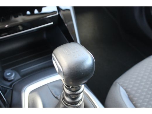 Peugeot 2008 1.2 PureTech Blue Lease Allure | Navigatie | Camera | Apple carplay | 3D Instrumentenpaneel | 41... ActivLease financial lease