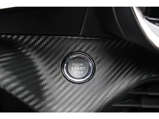 Peugeot 208 1.2 PureTech GT Pack | Navigatie | Camera | Panoramadak | Stoelverwarming | Alcantara | Full LED | ActivLease financial lease