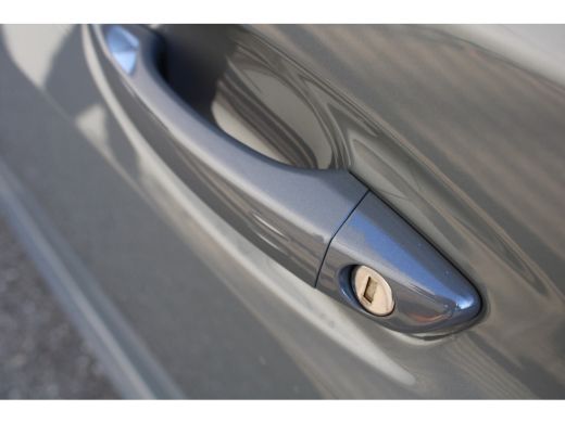 Peugeot 208 Hybrid 100 e-DCS6 GT | Automaat | Navi by app | Apple carplay | Camera | Full LED | Mild Hybrid | ActivLease financial lease