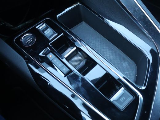 Peugeot 5008 1.2 HYBRID 145 PK AUT. GT 7-PERS. + FOCAL AUDIO | STOELVERW. | ADAPTIVE CRUISE | CAMERA'S ActivLease financial lease