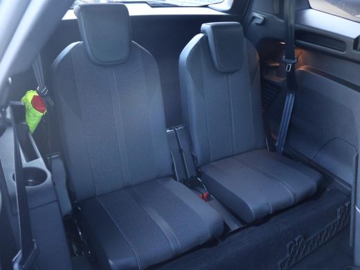 Peugeot 5008 1.2 HYBRID 145 PK AUT. GT 7-PERS. + FOCAL AUDIO | STOELVERW. | ADAPTIVE CRUISE | CAMERA'S ActivLease financial lease