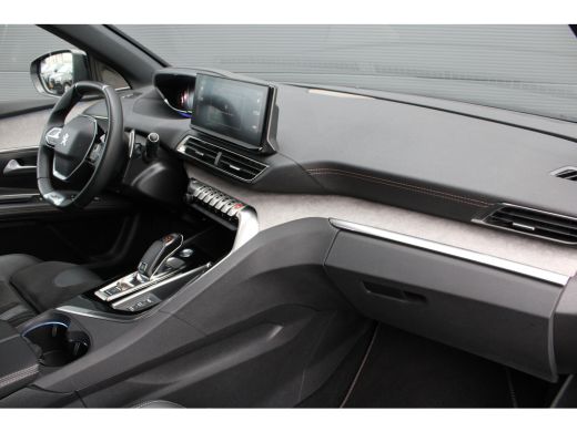 Peugeot 5008 1.2 PureTech Blue Lease GT | Automaat | Navigatie | Camera | Focal | Massage | Stoelverwarming | ... ActivLease financial lease