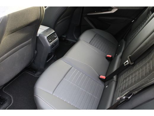 Peugeot e-3008 Allure Avantage 210 73 kWh | Automaat | Navigatie | Camera | Fase 3 laden | BTW | 2025 | 2.000km | ActivLease financial lease