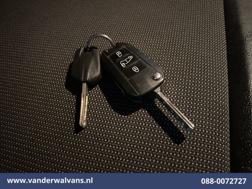 Peugeot Expert 2.0 BlueHDI 123pk L2H1 Euro6 Airco | Navigatie | Apple Carplay | Cruisecontrol Parkeersensoren, 2... ActivLease financial lease