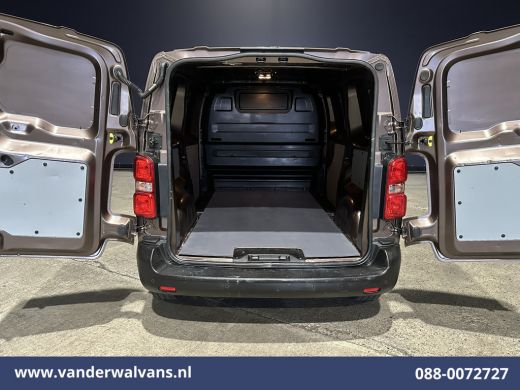 Peugeot Expert 2.0 BlueHDI 123pk L2H1 Euro6 Airco | Navigatie | Apple Carplay | Cruisecontrol Parkeersensoren, 2... ActivLease financial lease