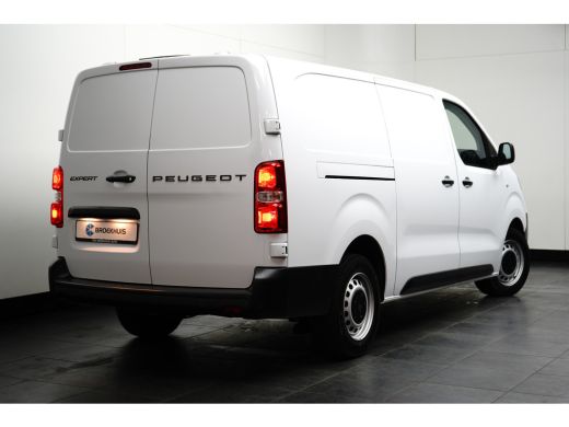 Peugeot Expert L3H1 2.0D 140PK Betimmering | Airco | Achteruitrijcamera | Cruise control | Navi by app | Apple c... ActivLease financial lease