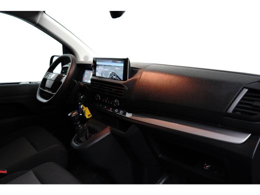 Peugeot Expert L3H1 2.0D 140PK Betimmering | Airco | Achteruitrijcamera | Cruise control | Navi by app | Apple c... ActivLease financial lease