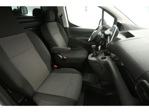 Peugeot Partner 1.2 PureTech 111PK | Benzine | Airco | Cruise | Carplay ActivLease financial lease