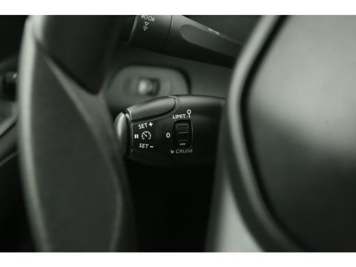 Peugeot Partner 1.2 PureTech 111PK | Benzine | Airco | Cruise | Carplay ActivLease financial lease