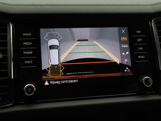 Skoda Kodiaq 1.5 TSi 150 Pk Automaat Business Edition Plus | Trekhaak | Stoelverwarming | Camera | Climatronic... ActivLease financial lease