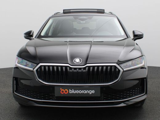 Skoda Superb Combi 1.5 TSI PHEV Edition 204PK DSG Pano-Schuifdak, Trekhaak, 17" LM Velgen, Achteruitrijcamera,... ActivLease financial lease