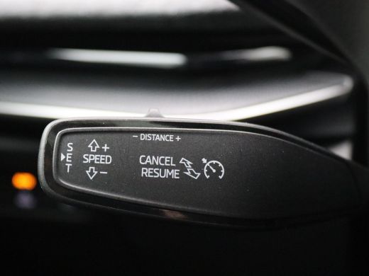 Skoda Superb Combi 1.5 TSI PHEV Edition 204PK DSG Pano-Schuifdak, Trekhaak, 17" LM Velgen, Achteruitrijcamera,... ActivLease financial lease