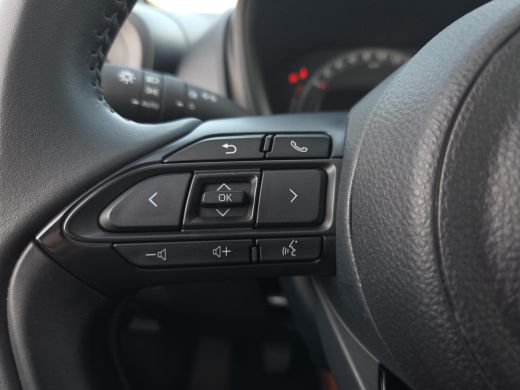 Toyota Aygo 1.0 VVT-i MT Play | Apple CarPlay | Parkeercamera | Rijklaar incl. garantie | ActivLease financial lease