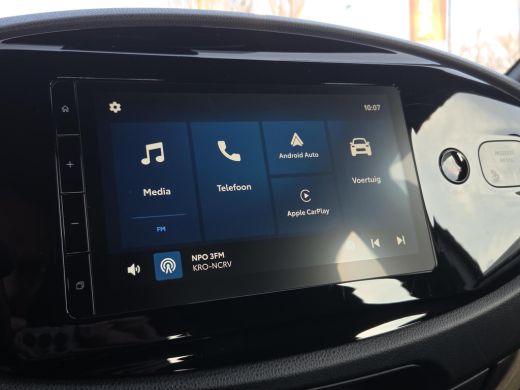 Toyota Aygo 1.0 VVT-i MT Play | Apple CarPlay | Parkeercamera | Rijklaar incl. garantie | ActivLease financial lease