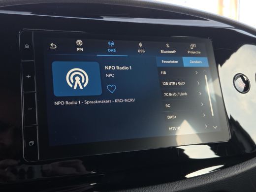 Toyota Aygo 1.0 VVT-i MT Play | Apple CarPlay | Parkeercamera | Rijklaar incl. garantie | ActivLease financial lease