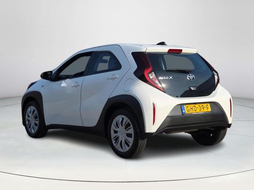 Toyota Aygo 1.0 VVT-i MT Play | Apple CarPlay | Parkeercamera | Rijklaar incl. garantie | ActivLease financial lease