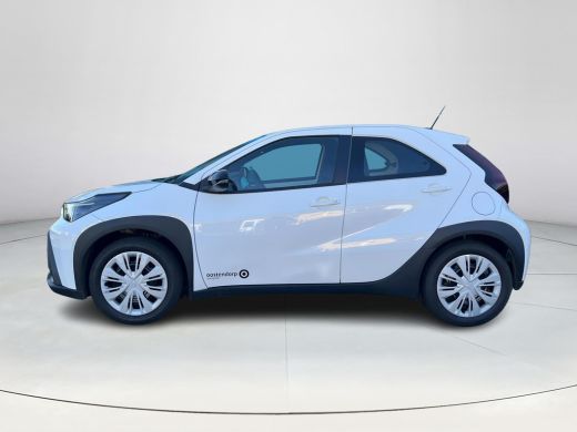 Toyota Aygo Hybrid 115 play | Pure White | Demo ActivLease financial lease