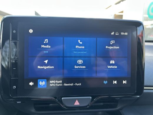 Toyota Yaris Cross 1.5 Hybrid Adventure AWD ActivLease financial lease