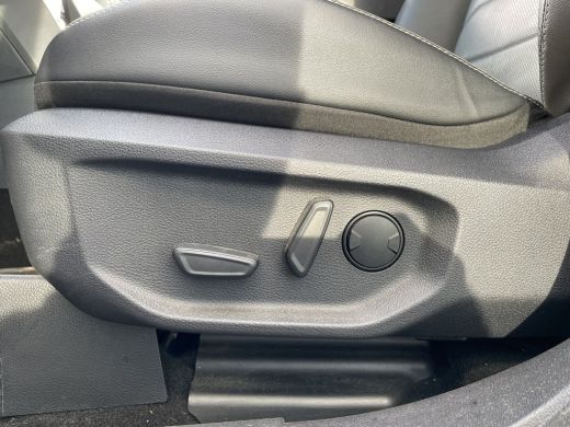 Volkswagen Amarok 3.0 TDI 4Motion Plus Cab (2 zits) Aventura 240PK automaat | led matrix | Harman Kardon ActivLease financial lease