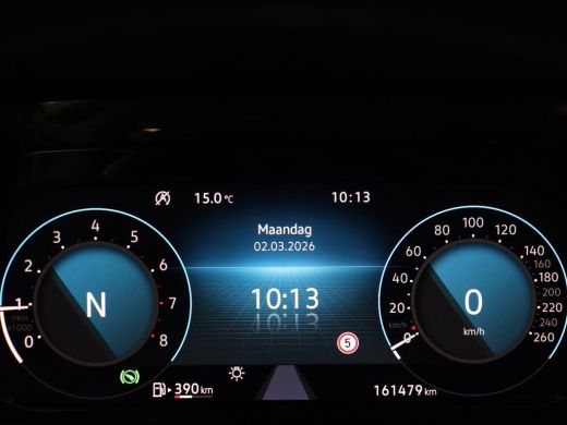 Volkswagen Golf 1.0 eTSI Life | Carplay | Sfeerverlichting | Adaptive cruise | Navigatie | Parkeerhulp | Full LED... ActivLease financial lease