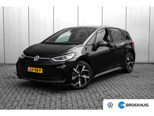 Volkswagen ID.3 Pro Business 59 kWh | Achterbank in delen neerklapbaar | Achteruitrijcamera | Actieve noodgeval a...