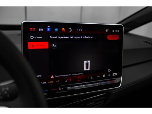 Volkswagen ID.3 Pro Business 59 kWh | Achterbank in delen neerklapbaar | Achteruitrijcamera | Actieve noodgeval a... ActivLease financial lease