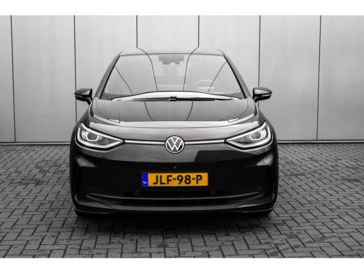 Volkswagen ID.3 Pro Business 59 kWh | Achterbank in delen neerklapbaar | Achteruitrijcamera | Actieve noodgeval a... ActivLease financial lease