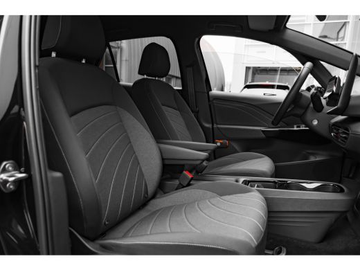 Volkswagen ID.3 Pro Business 59 kWh | Achterbank in delen neerklapbaar | Achteruitrijcamera | Actieve noodgeval a... ActivLease financial lease