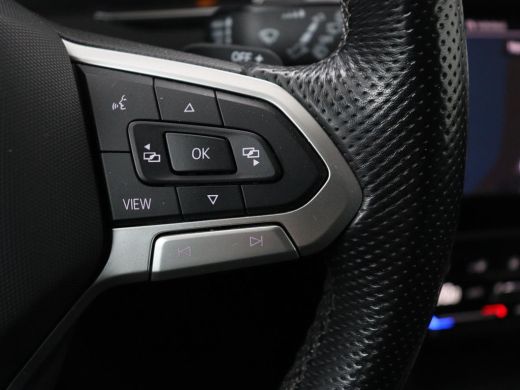 Volkswagen Passat 1.4 TSI PHEV GTE | Panoramadak | Nappleder | Stoelverwarming | Trekhaak | 360 Camera | Adaptive c... ActivLease financial lease