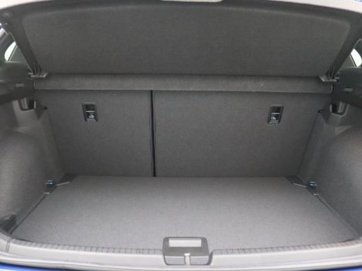 Volkswagen Polo 1.0 TSI R-Line Edition 95PK DSG Pano-Schuifdak, Keyless, Matrix LED-Verlichting, Side Assist, Ada... ActivLease financial lease