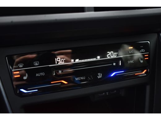 Volkswagen Polo GTI 2.0 TSI 210PK DSG STOELVERW VIRTUAL/IQ-LED/CARPLAY FABRIEKS GARANTIE ActivLease financial lease