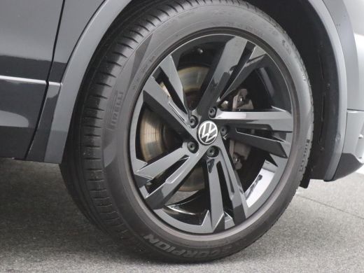 Volkswagen Tiguan 1.4 TSI eHybrid R-Line Business+ 245PK DSG SOH 91%, Trekhaak, Black Style, 19" LM Velgen, Keyless... ActivLease financial lease