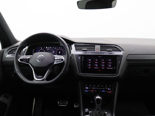 Volkswagen Tiguan 1.4 TSI eHybrid R-Line Business+ 245PK DSG SOH 91%, Trekhaak, Black Style, 19" LM Velgen, Keyless... ActivLease financial lease