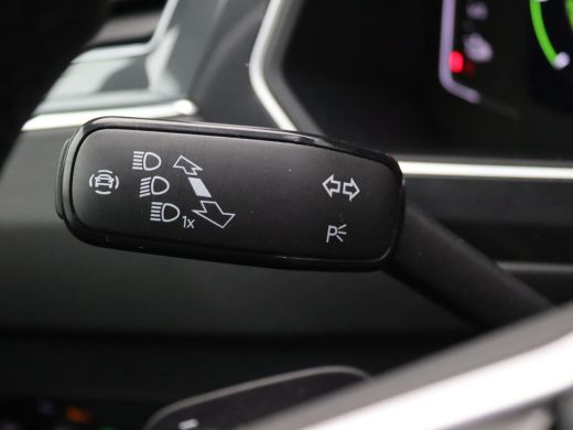 Volkswagen Tiguan 1.4 TSI eHybrid R-Line Business+ 245PK DSG SOH 91%, Trekhaak, Black Style, 19" LM Velgen, Keyless... ActivLease financial lease