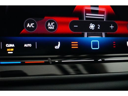 Volkswagen Tiguan 1.5 eTSI Life Edition | Achteruitrijcamera | Dodehoek detectie | Trekhaak elektrisch uitklapbaar ActivLease financial lease