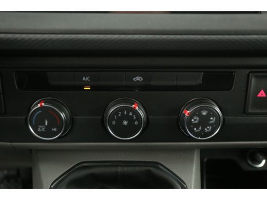 Volkswagen Transporter T6.1 2.0 TDI L2H1 | Airco | 3 Zits | Parkeersensoren | Elektrpakket ActivLease financial lease