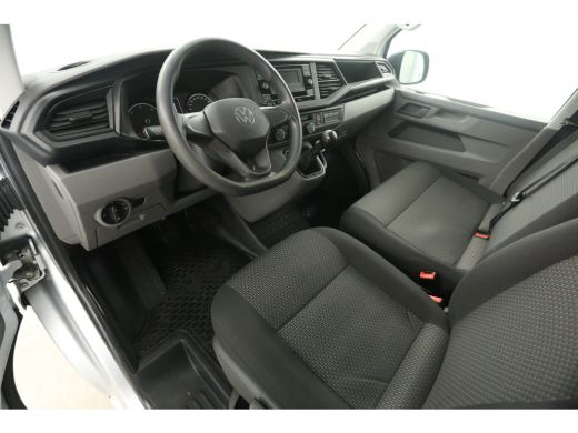 Volkswagen Transporter T6.1 2.0 TDI L2H1 | Airco | 3 Zits | Parkeersensoren | Elektrpakket ActivLease financial lease