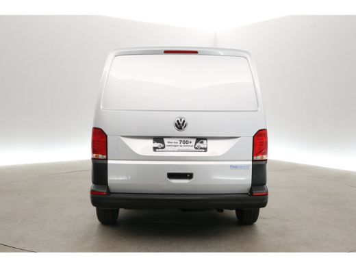 Volkswagen Transporter T6.1 2.0 TDI L2H1 | Airco | 3 Zits | Parkeersensoren | Elektrpakket ActivLease financial lease