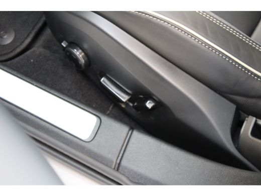 Volvo  V60 T6 350PK Plus Dark | 360&deg; | Trekhaak | HK Audio | Blis | Adap Cruise | ActivLease financial lease