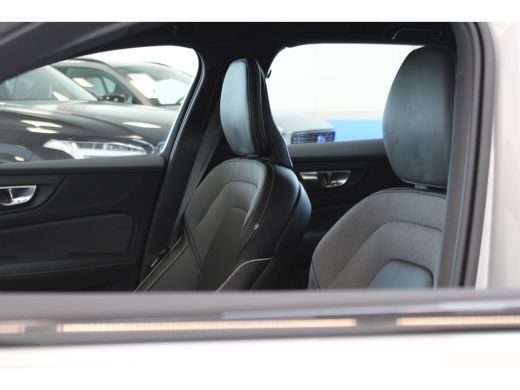 Volvo  V60 T6 350PK Plus Dark | 360&deg; | Trekhaak | HK Audio | Blis | Adap Cruise | ActivLease financial lease