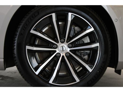 Volvo  V60 T6 350PK Plus Dark | 360&deg; | Trekhaak | HK Audio | Blis | Adap Cruise | ActivLease financial lease