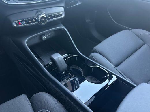Volvo  XC40 Recharge Ultimate 70 kWh | Audio installatie premium | Cruise control adaptief met Stop&Go en stu... ActivLease financial lease