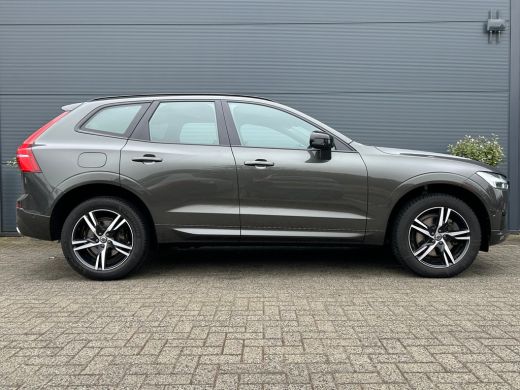 Volvo  XC60 2.0 B5 R-Design | Luchtvering | 360 camera | Sportstoel | Memory | Verwarmde voorruit | Pilot Ass... ActivLease financial lease