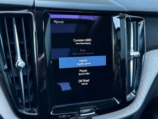 Volvo  XC60 2.0 Recharge T8 AWD Inscription | Luchtvering | HU-Display | Bowers & Wilkins | Pilot Assist | BL... ActivLease financial lease