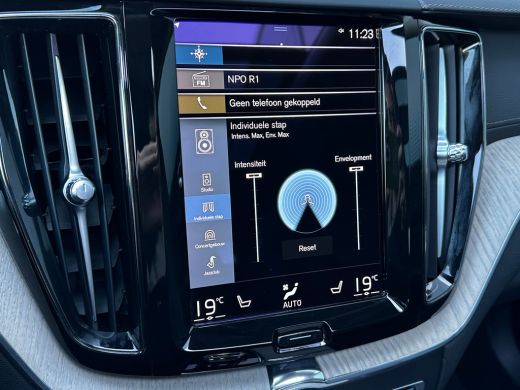 Volvo  XC60 2.0 Recharge T8 AWD Inscription | Luchtvering | HU-Display | Bowers & Wilkins | Pilot Assist | BL... ActivLease financial lease