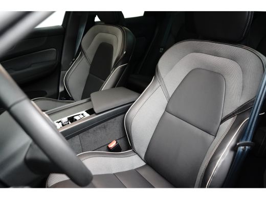 Volvo  XC60 T6 Plus Black Edition Recharge Plug-In Hybrid AWD | Facelift | 360 camera | Pano | HU-Display | C... ActivLease financial lease