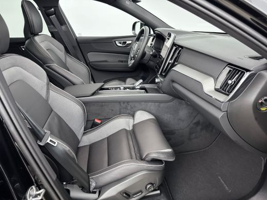 Volvo  XC60 T6 Recharge Plus Black Edition | 21" | Panoramadak | Head-Up | 360 Camera | Getint Glas | Harman ... ActivLease financial lease