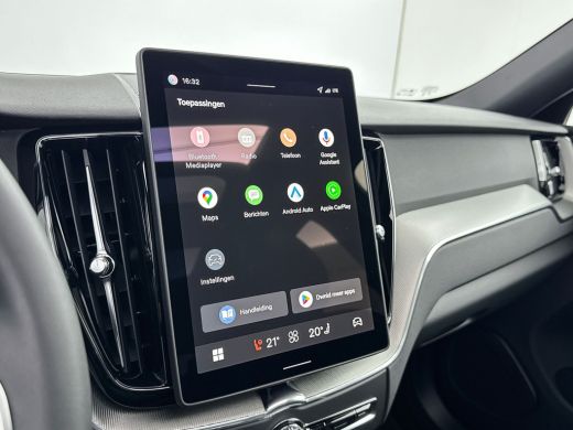 Volvo  XC60 T6 Recharge Plus Black Edition | 21" | Panoramadak | Head-Up | 360 Camera | Getint Glas | Harman ... ActivLease financial lease