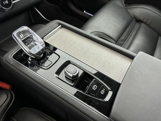 Volvo  XC90 T8 Recharge Ultra Dark | 21" | Luchtvering | Geventileerd Nappa | Massagestoelen | Bowers & Wilki... ActivLease financial lease